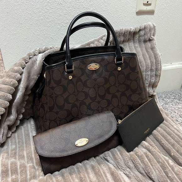 Coach Handbags - Coach purse and wallet